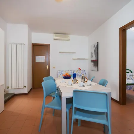 Nyaraló Mare E Pineta-3 By Interhome Lido di Spina